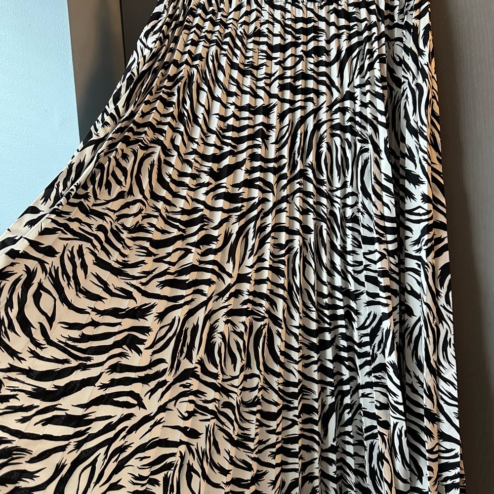 MP Zebra Print Pleated Skirt